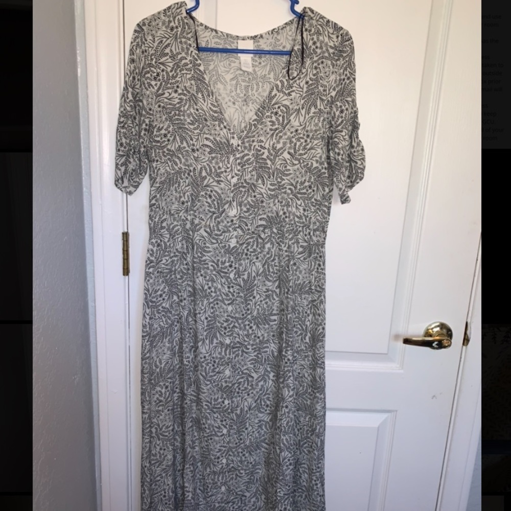 Midi Dress with Leaf Pattern